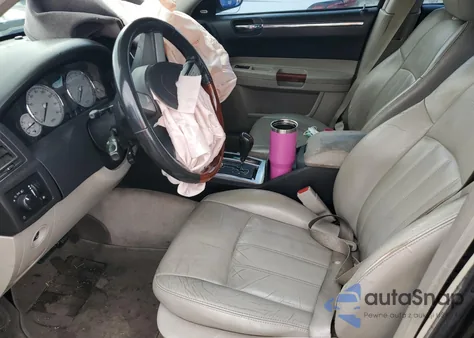 2006 Chrysler 300C из США, поврежденный, VIN 2C3KA63H16H135958